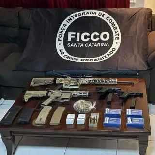 Polícia Federal apreende fuzil e captura suspeito de homicídio em Ponta Porã