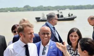 Polícia Federal escolta presidente francês durante visita à UFPA