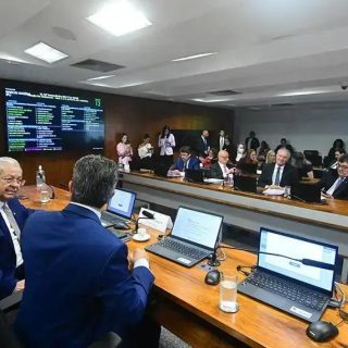 Ponte sobre o Rio Tarauacá é batizada em homenagem a Odilon Vitorino