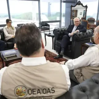 Presidente do STF recebe missão de observação eleitoral da OEA