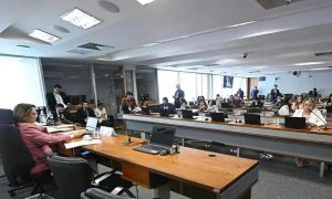 Projetos em pauta no Senado visam proteção de crianças e adolescentes