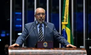 Redução da jornada: senador Paim defende PEC e debate 40 horas
