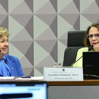 Senado aprova projeto para incluir mulheres com câncer de mama no mercado de trabalho
