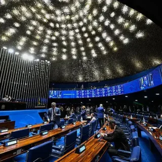 Senado pauta minerais críticos, Estatuto do Aprendiz e transporte escolar