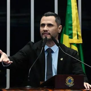 Senador Cleitinho critica projeto que altera a Lei da Ficha Limpa