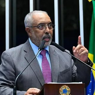 Senador Paulo Paim alerta sobre riscos à valorização do salário mínimo