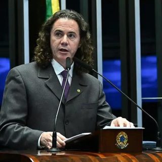 Senador Veneziano revela novo complexo esportivo na Universidade de Campina Grande