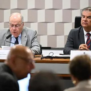 Senadores expressam preocupação com o impacto do conflito no Irã