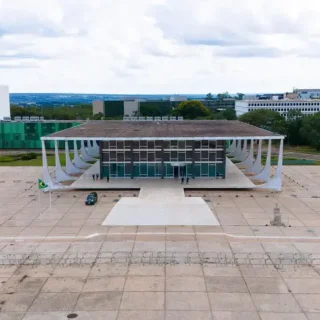 STF acata parecer da PGR e arquiva pedido contra Alfredo Gaspar