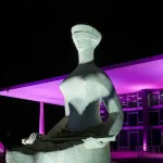 STF é iluminado em rosa pelo Outubro Rosa e anuncia outras ações