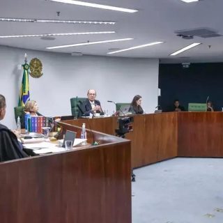 STF julga recurso sobre porte de drogas e direitos do usuário