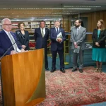 STF lança 3ª edição de Processo Tributário; Fachin ressalta renovação