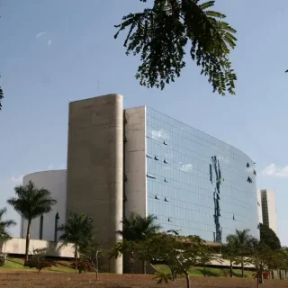 STF restabelece multas do TCE-RN a gestor do Ipern por vantagens indevidas