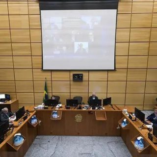 STJ mantém absolvição em júri e afasta nulidade em documento recente