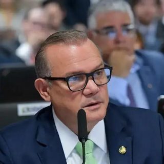 Veto à regulamentação do símbolo de acessibilidade para visão monocular