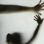 Violência sexual atinge 64 meninas por dia e evidencia desigualdade racial
